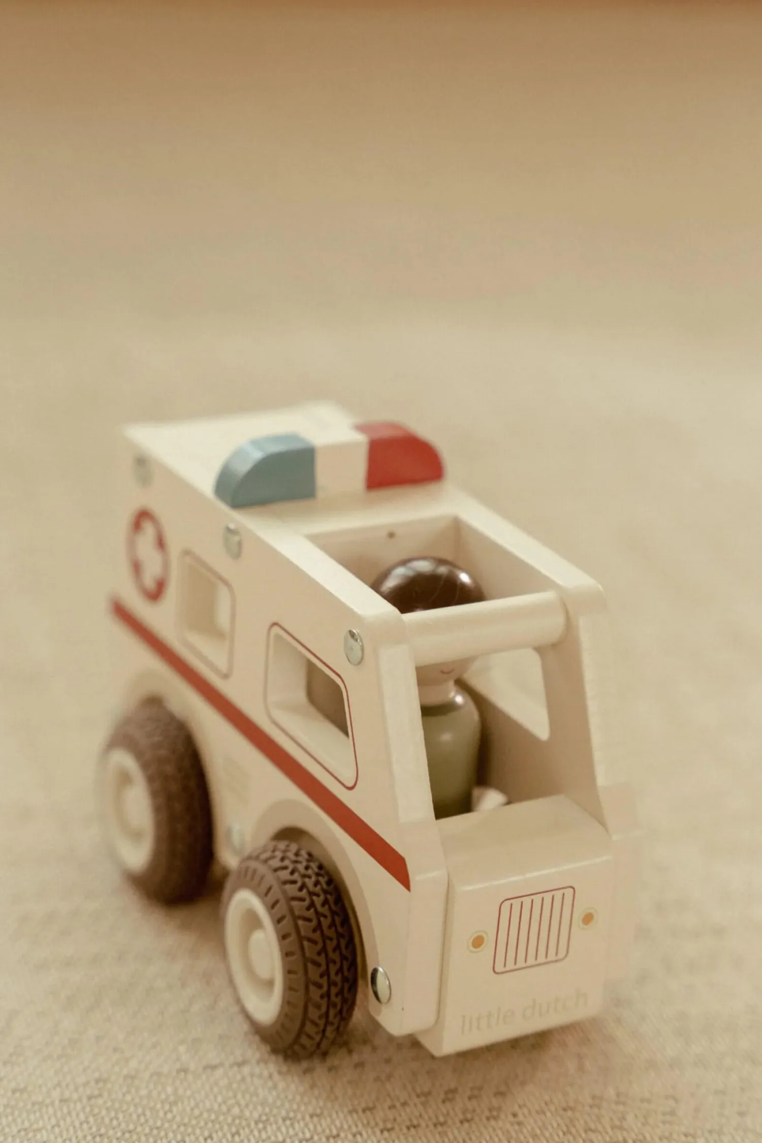 3 Lata +|2 Lata + | Little Dutch Ambulans FSC