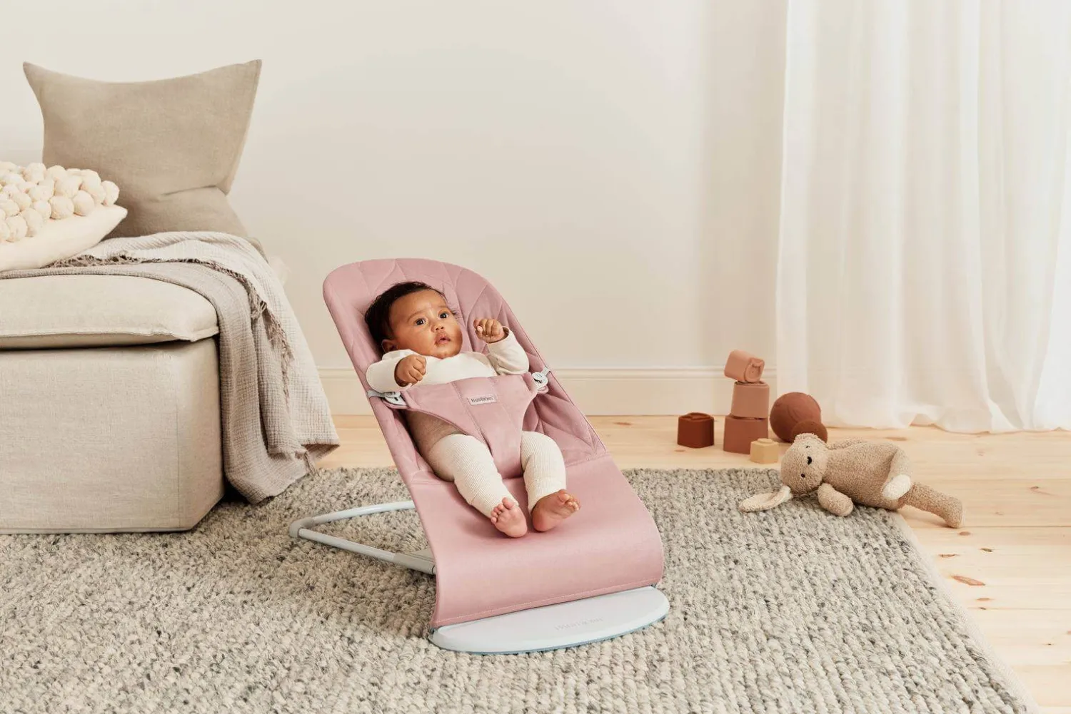 Bujaczki I Leżaczki|Foteliki I Pufy | BabyBjorn - leżaczek BLISS WOVEN, Petal Quilt, Dusty Pink