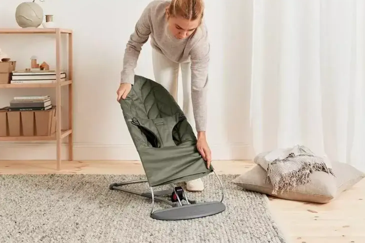 BABYBJORN - leżaczek BLISS WOVEN, Petal Quilt, Ciemnozielony