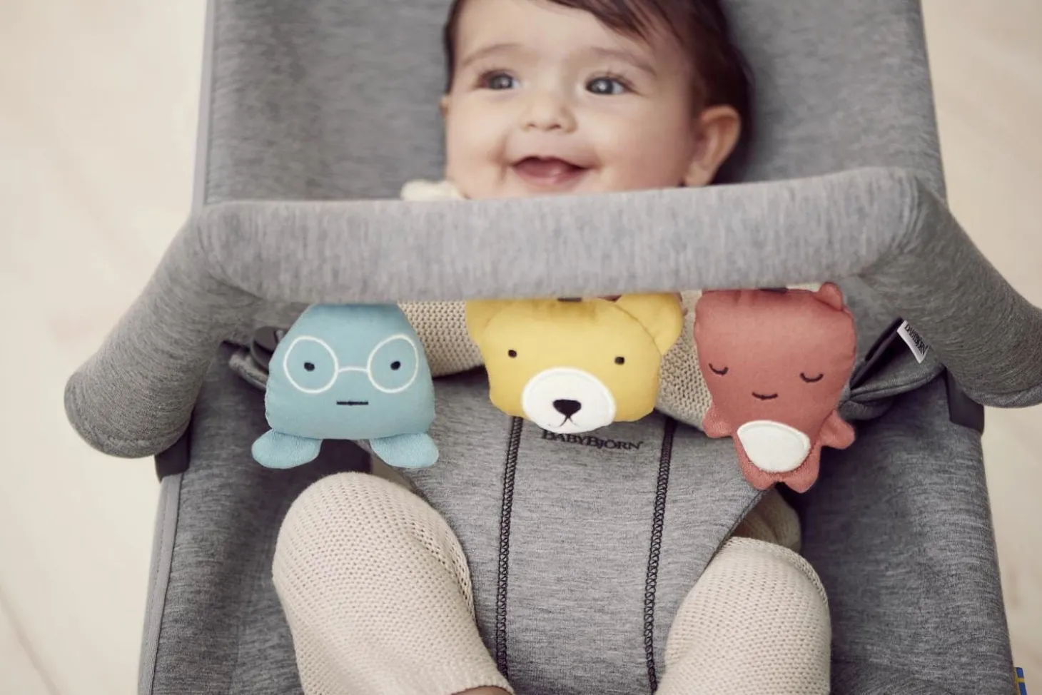 BabyBjörn zabawka do leżaczka BALANCE - Soft Friends