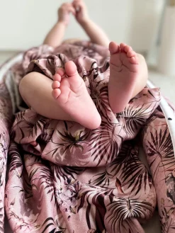 Otulacze I Pieluszki|Otulacze I Pieluszki | Sleepee Bambusowy Jungle Powder Pink - 3 w 1 chusta, otulacz i kocyk