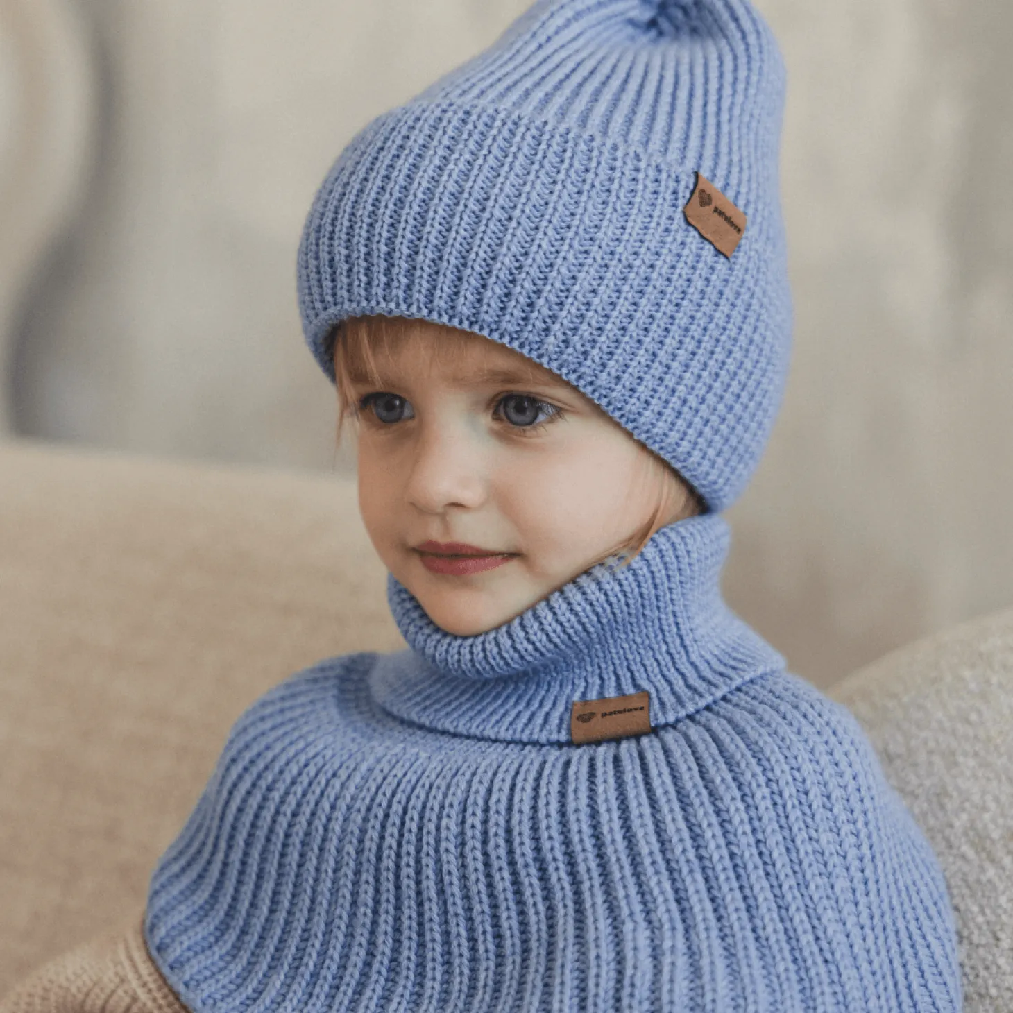 Czapka zimowa merino WINTER SKY BLUE