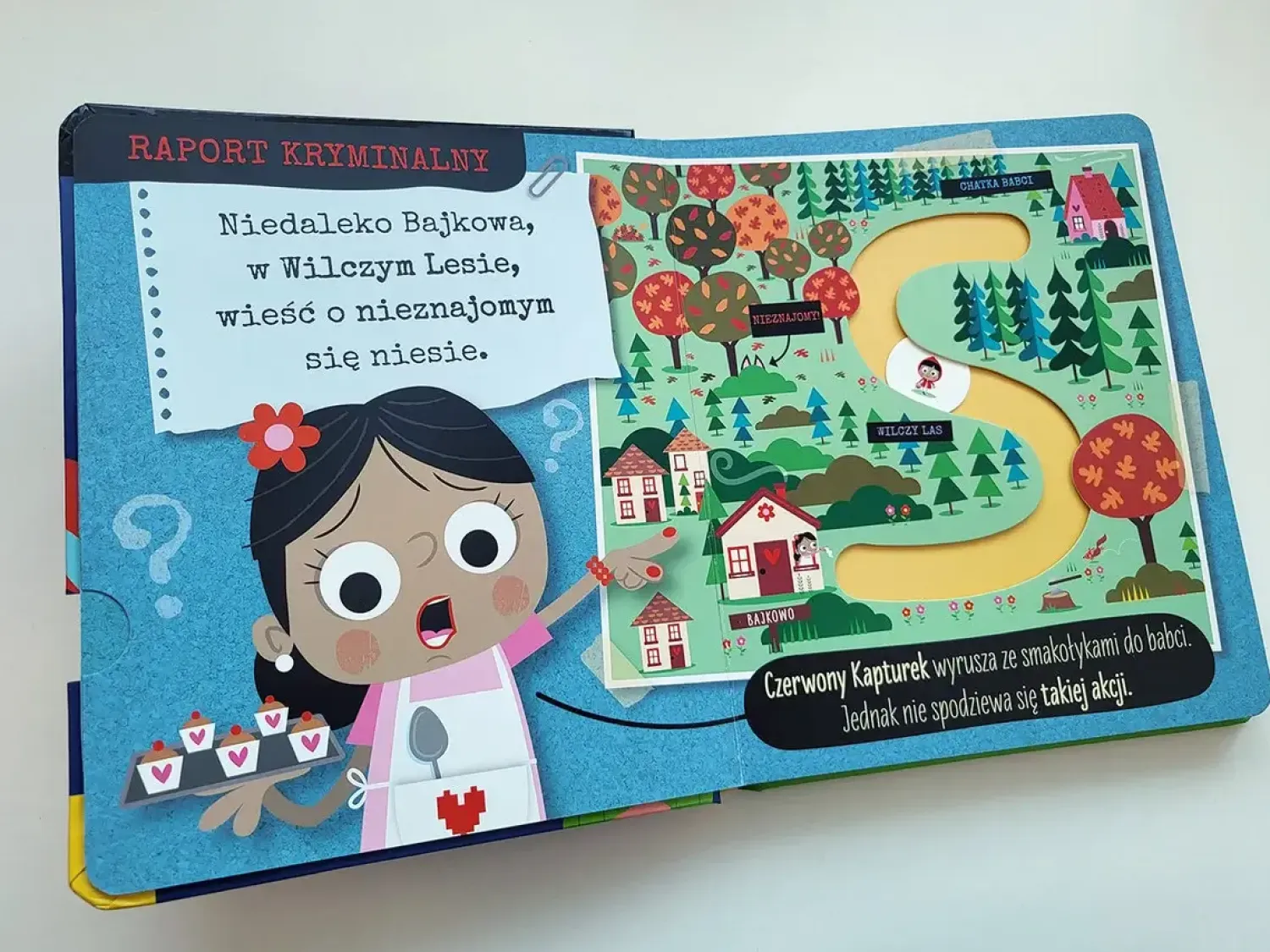 Ruchome Elementy|2-5 Lat | Wydawnictwo Wilga Czerwony Kapturek. Zagadkowe bajki