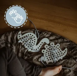 Idealne W Podróży|6 Lat+ | Milin Drewniana przeplatanka - Dinozaur Maks