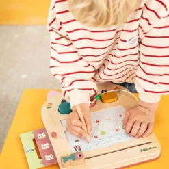 Idealne W Podróży|12M+ | Lilliputiens Drewniana tablica - znikopis Kotka Jeanne 18m+