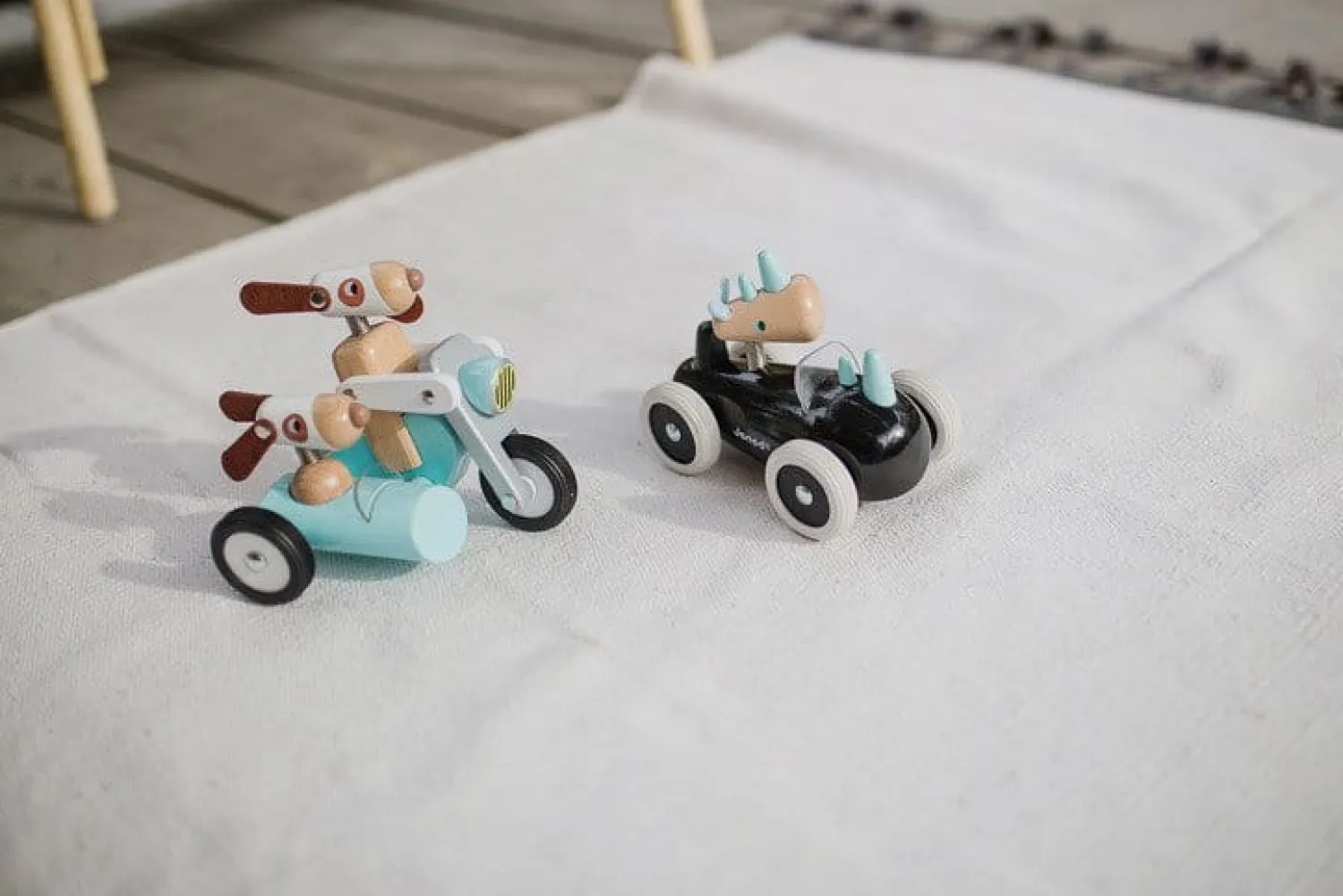 2 Lata +|3 Lata + | Janod Drewniany motocykl z bocznym wózkiem w stylu retro Spirit Philip