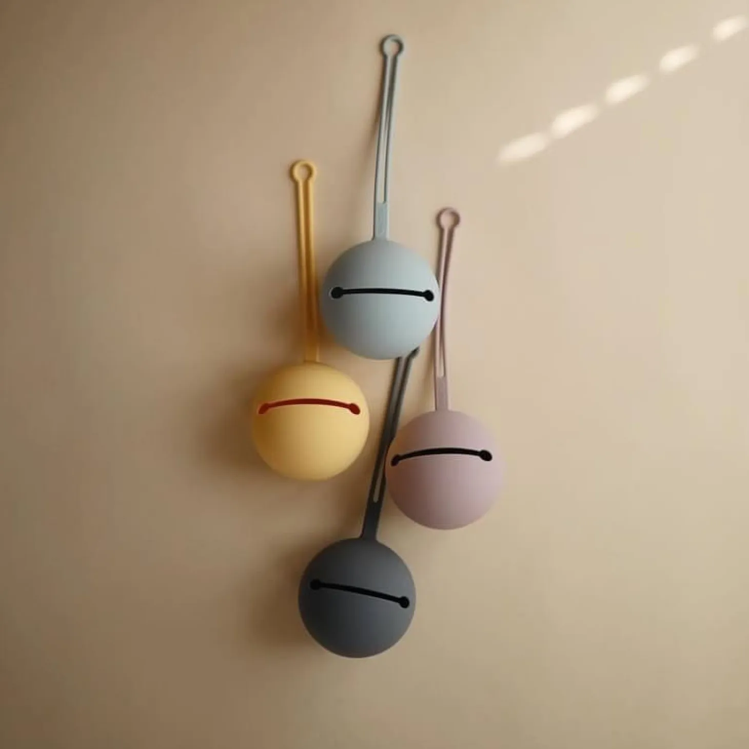 Etui na smoczek Kula Ball Soft Lilac