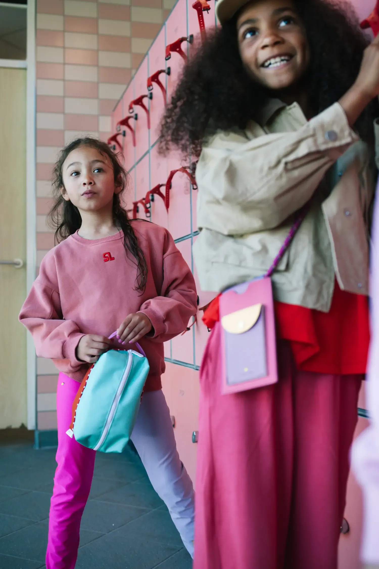 Ułatwiacze Życia|Przydatne Akcesoria | STICKY LEMON Etui na telefon - gymnastic pink