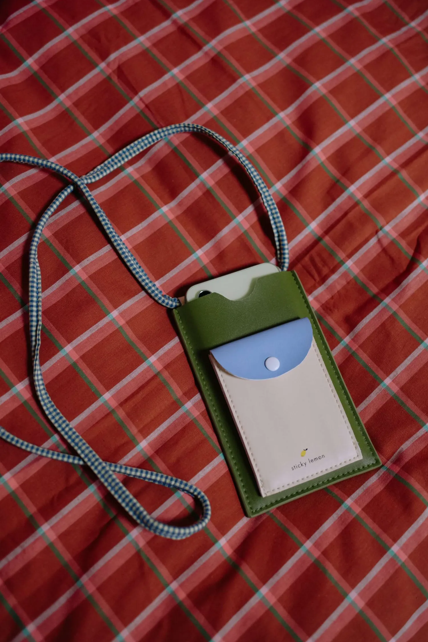 Ułatwiacze Życia|Przydatne Akcesoria | STICKY LEMON Etui na telefon - tickling grass