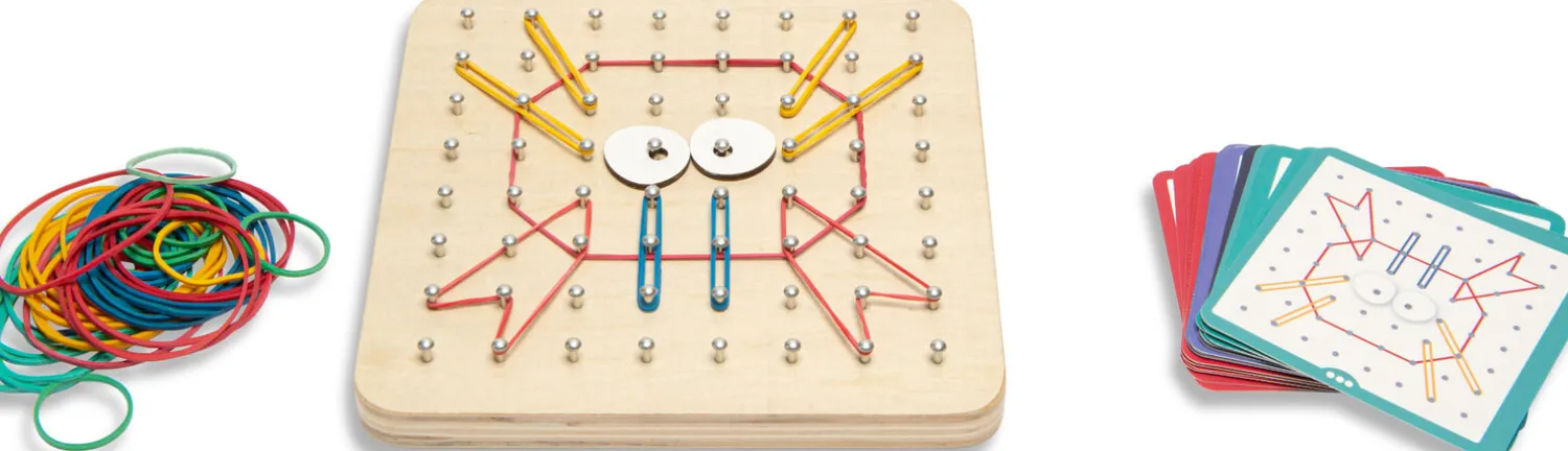 6 Lat+|Aktywizujące | BS Toys Geoplan tablica manipulacyjna edukacyjna z gumkami 48 gumek 20 kart, 4+
