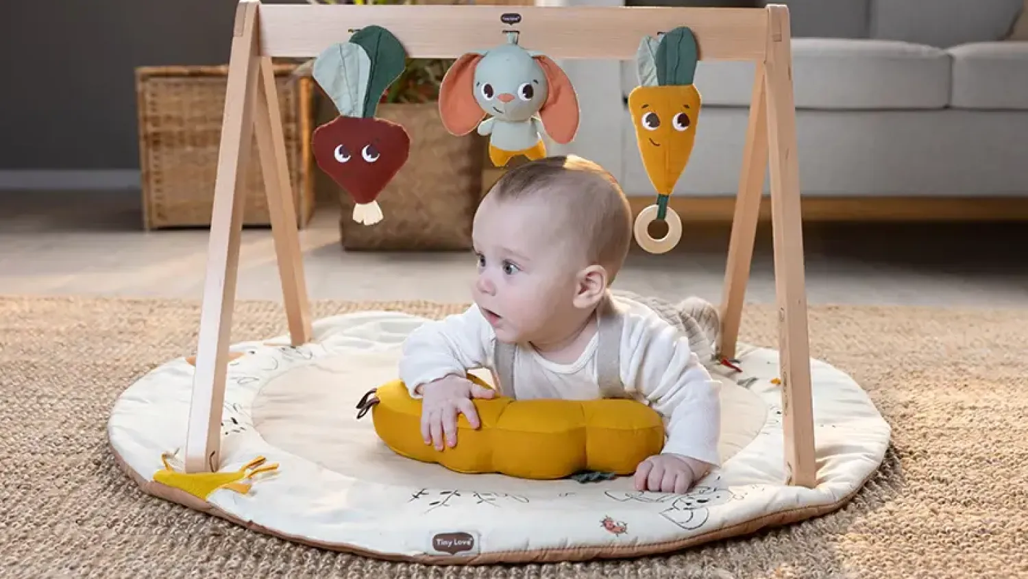 Maty Edukacyjne|Maty Edukacyjne | Tiny Love Gimnastyka, mata edukacyjna z drewnianym stojakiem Garden of Adventure