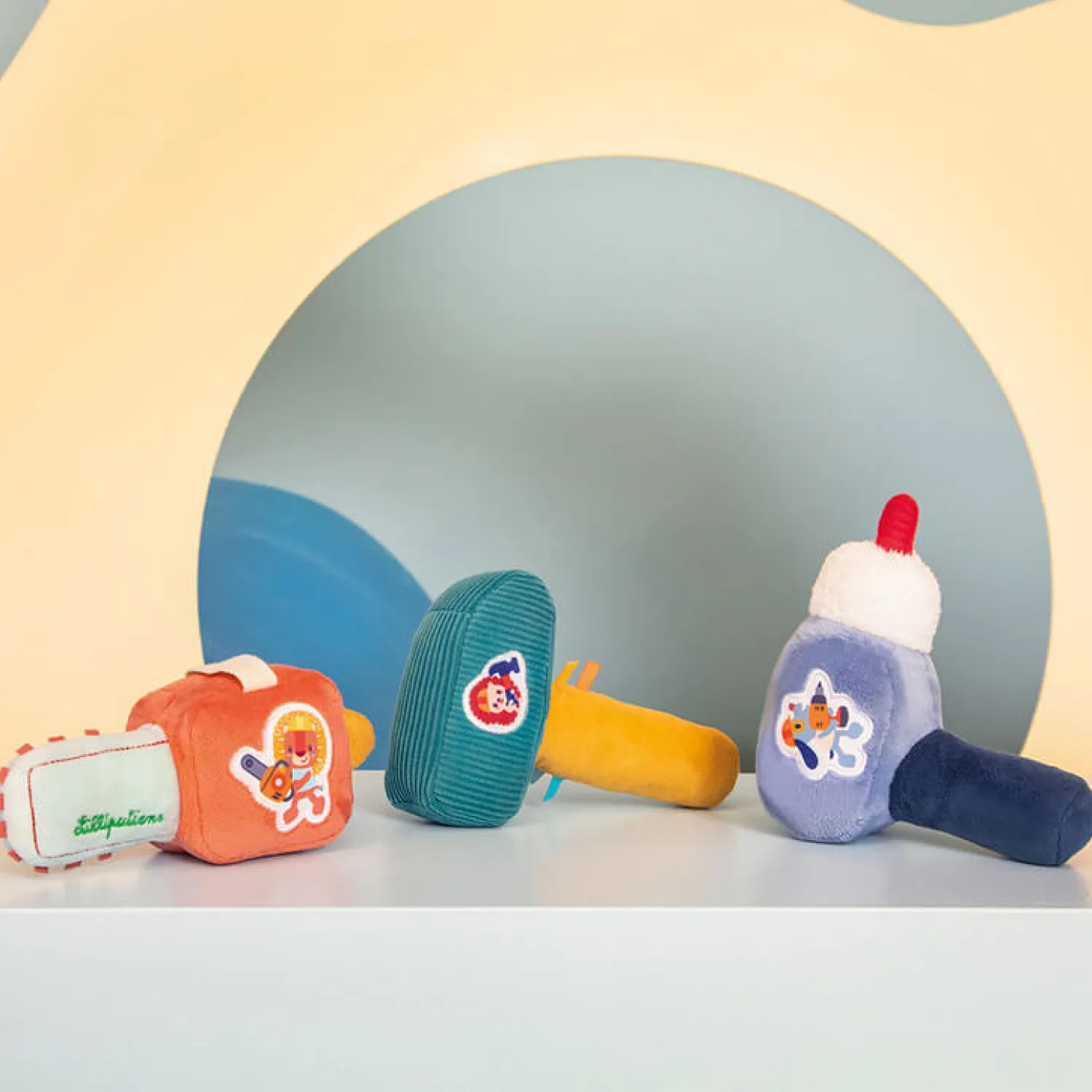 Aktywizujące | Lilliputiens Grzechotka wiertarka Piesek Jules 3 m+