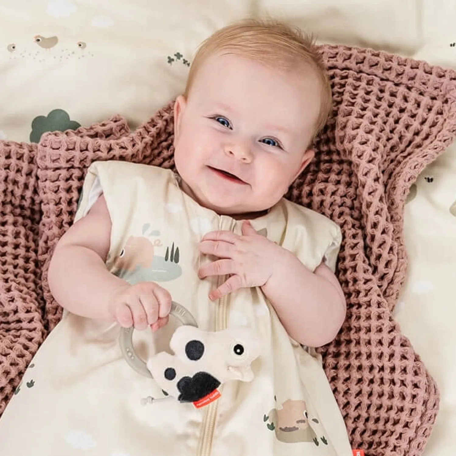 Gryzaki|Grzechotki | Done by Deer Grzechotka z gryzakiem Krówka Dotti Sand