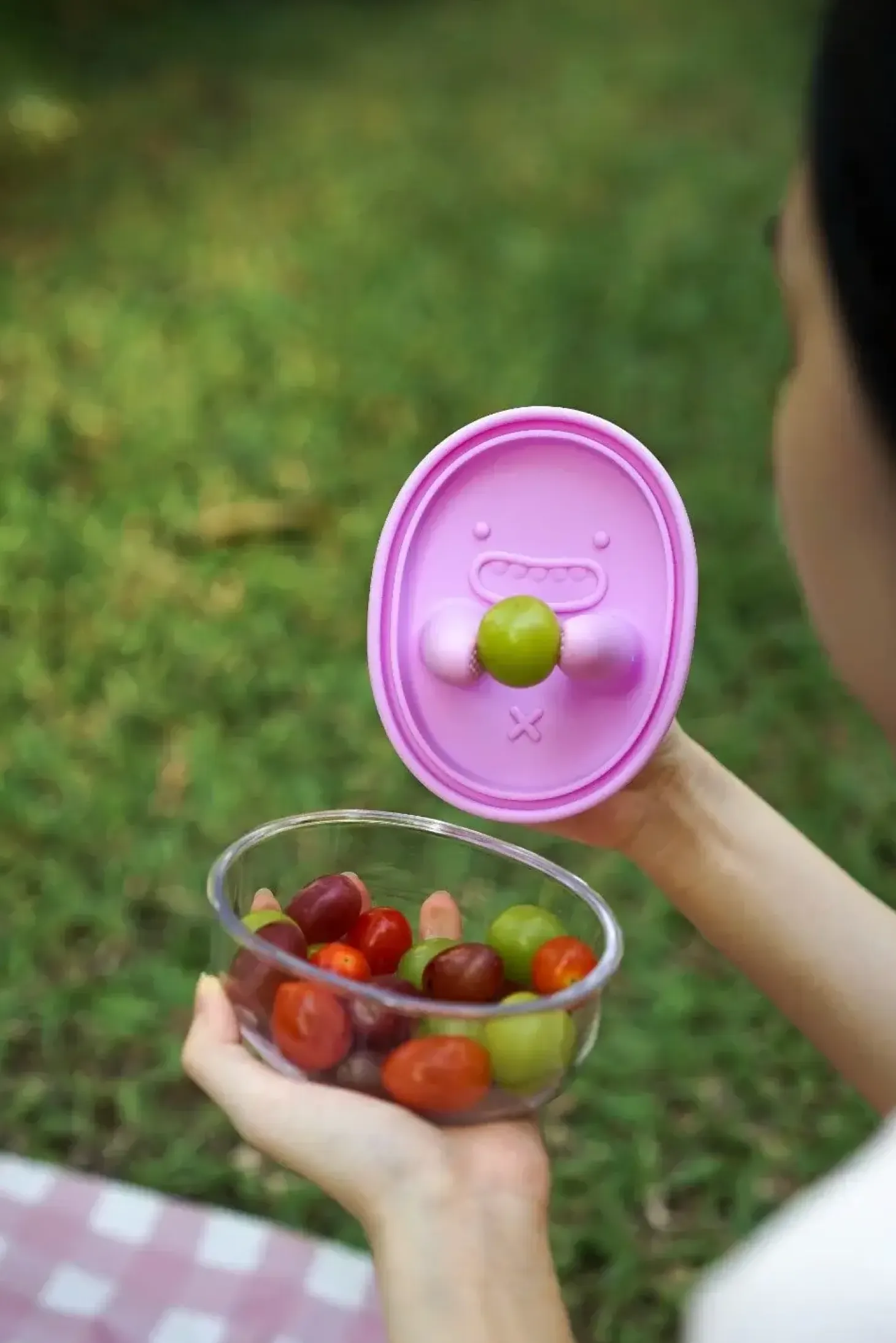 Innowacyjny pojemnik na przekąski FINGER SNACK BOWL - Lavender Purple