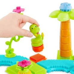 2 Lata +|Klocki | B.Toys Jungle Adventure Bucket - klocki jeżyki w wiadrze - zestaw DŻUNGLA, 128 elementów