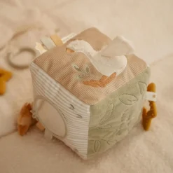 12M+|Sensoryczne | Little Dutch Kostka aktywizująca Newborn Naturals
