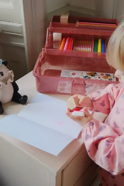 7 Lat+|8 Lat+ | Konges slojd Kuferek małego artysty - glitter rose