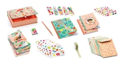 Zestawy Kreatywne|Diy | Djeco Kuferek z zestawem papierniczym MARIE