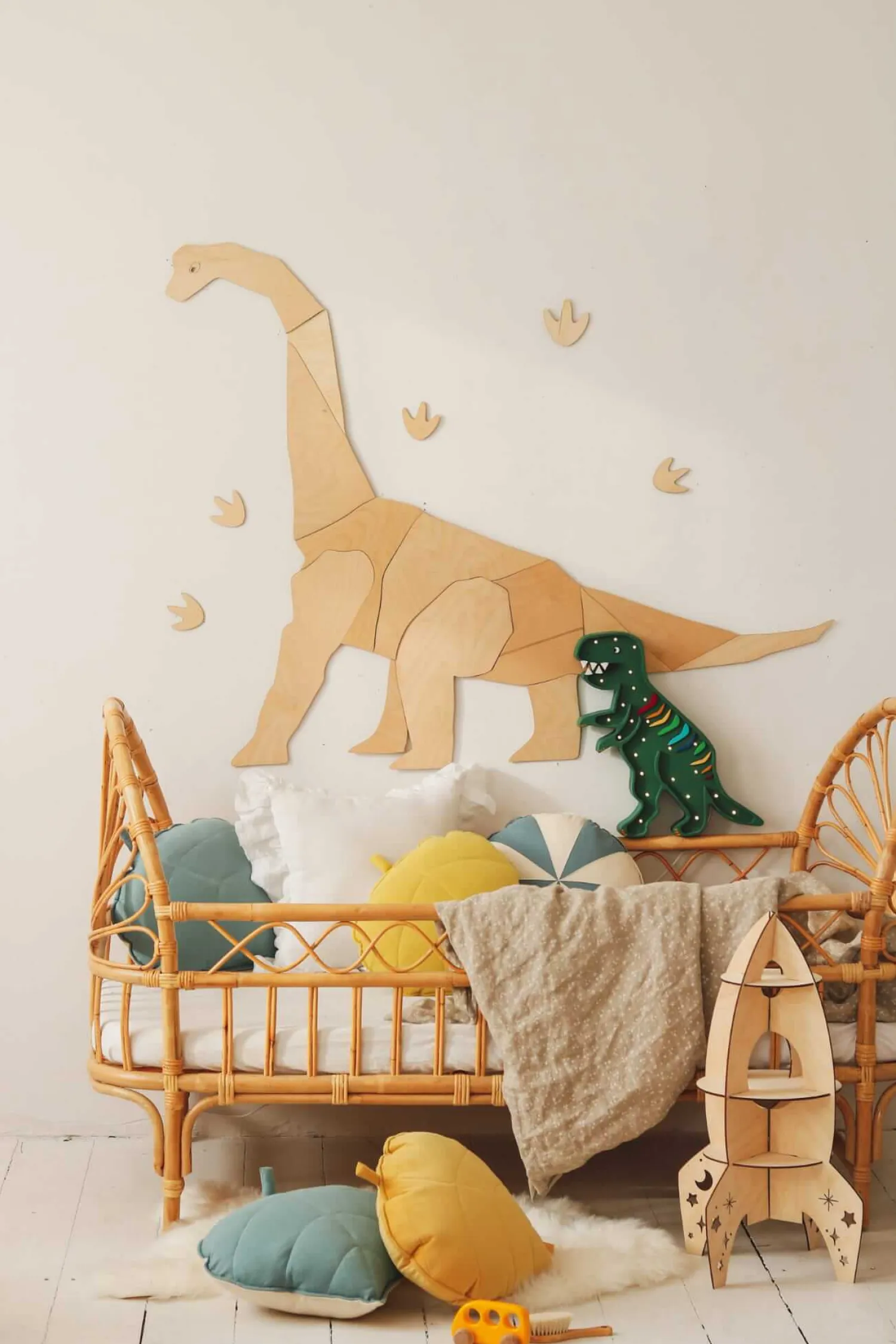 Dekoracje Dziecięce|Lampki Nocne | Little Lights Lampa Dino T. Rex RAINBOW GREEN