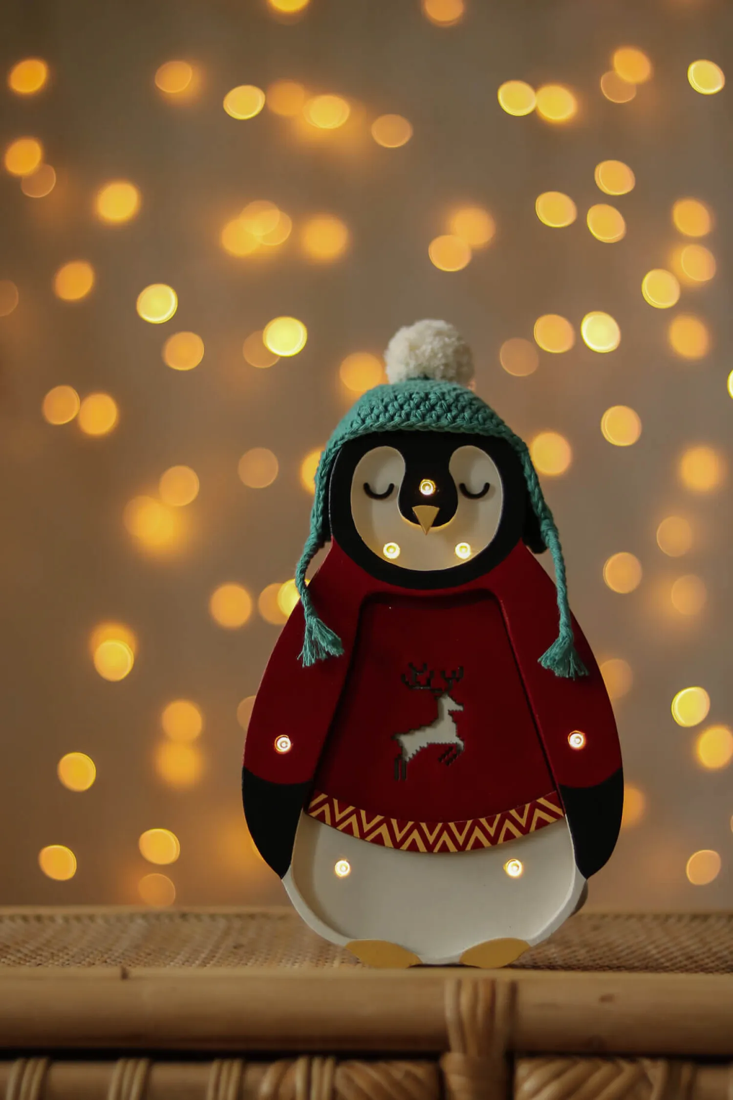 Lampki Nocne|Lampki Nocne | Little Lights Lampa Mini Świąteczny Pingwinek - Red