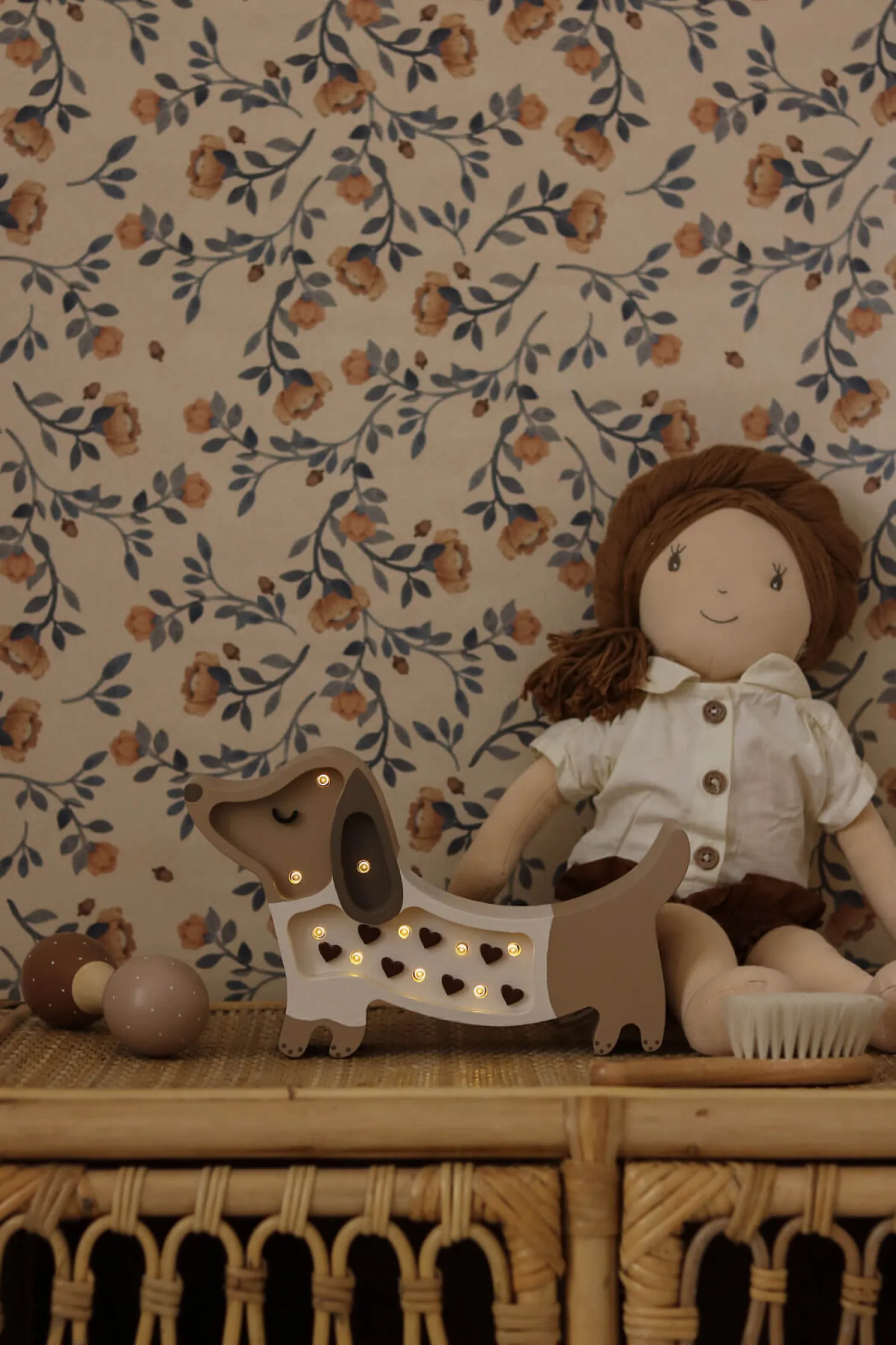 Dekoracje Dziecięce|Lampki Nocne | Little Lights Lampa Piesek Mini CHOCOLATE HEART WITH A KNITTED