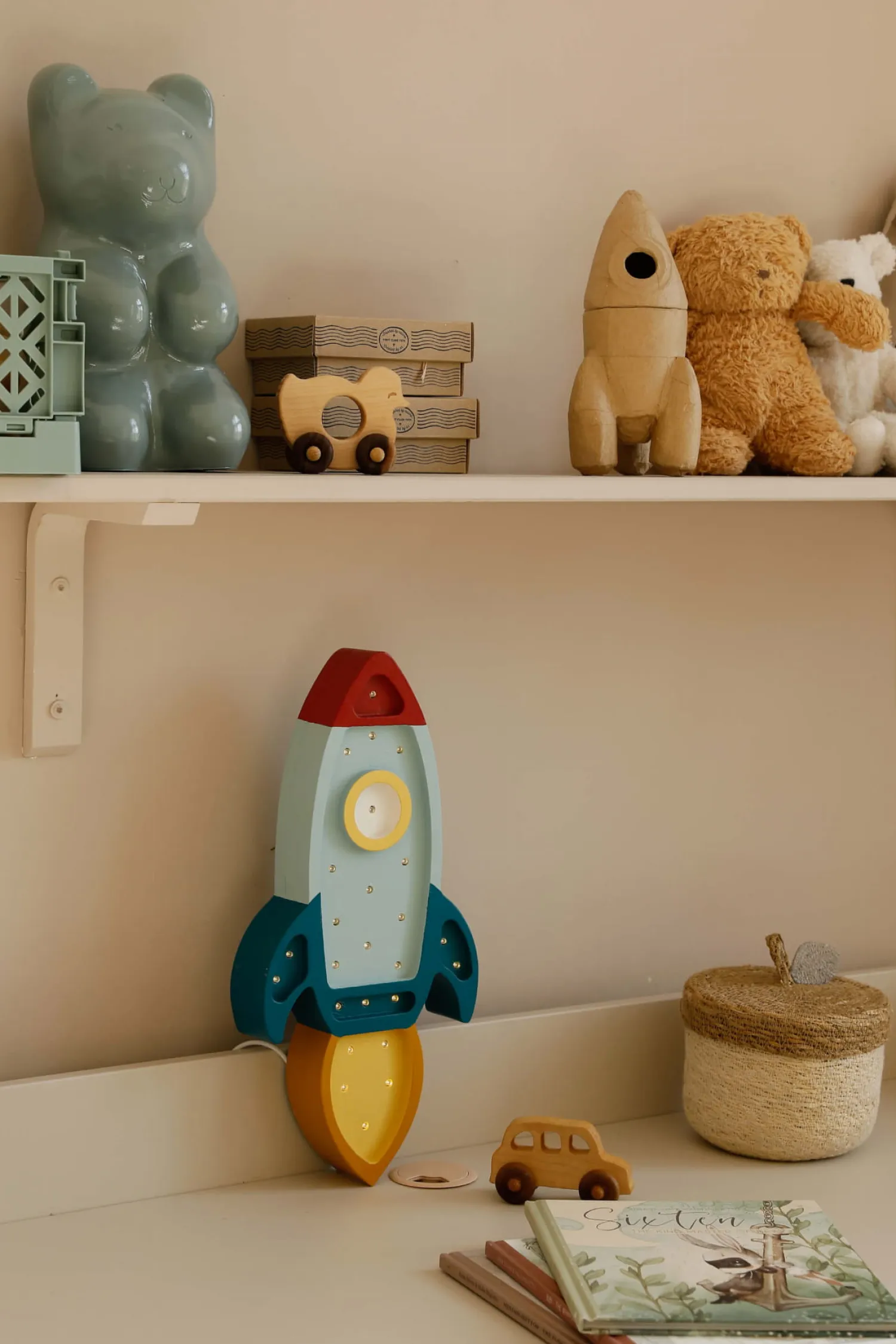 Dekoracje Dziecięce|Lampki Nocne | Little Lights Lampa Rakieta TEAL