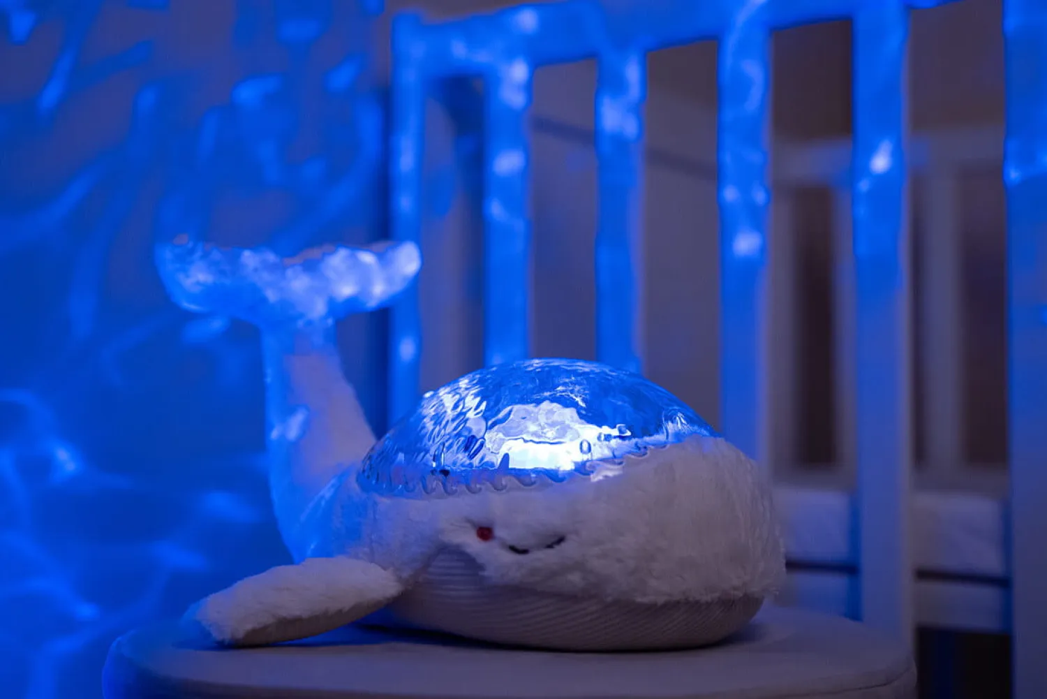 Lampki Nocne|Lampki Nocne | Cloud b Lampka z projekcją świetlną - Wieloryb biały