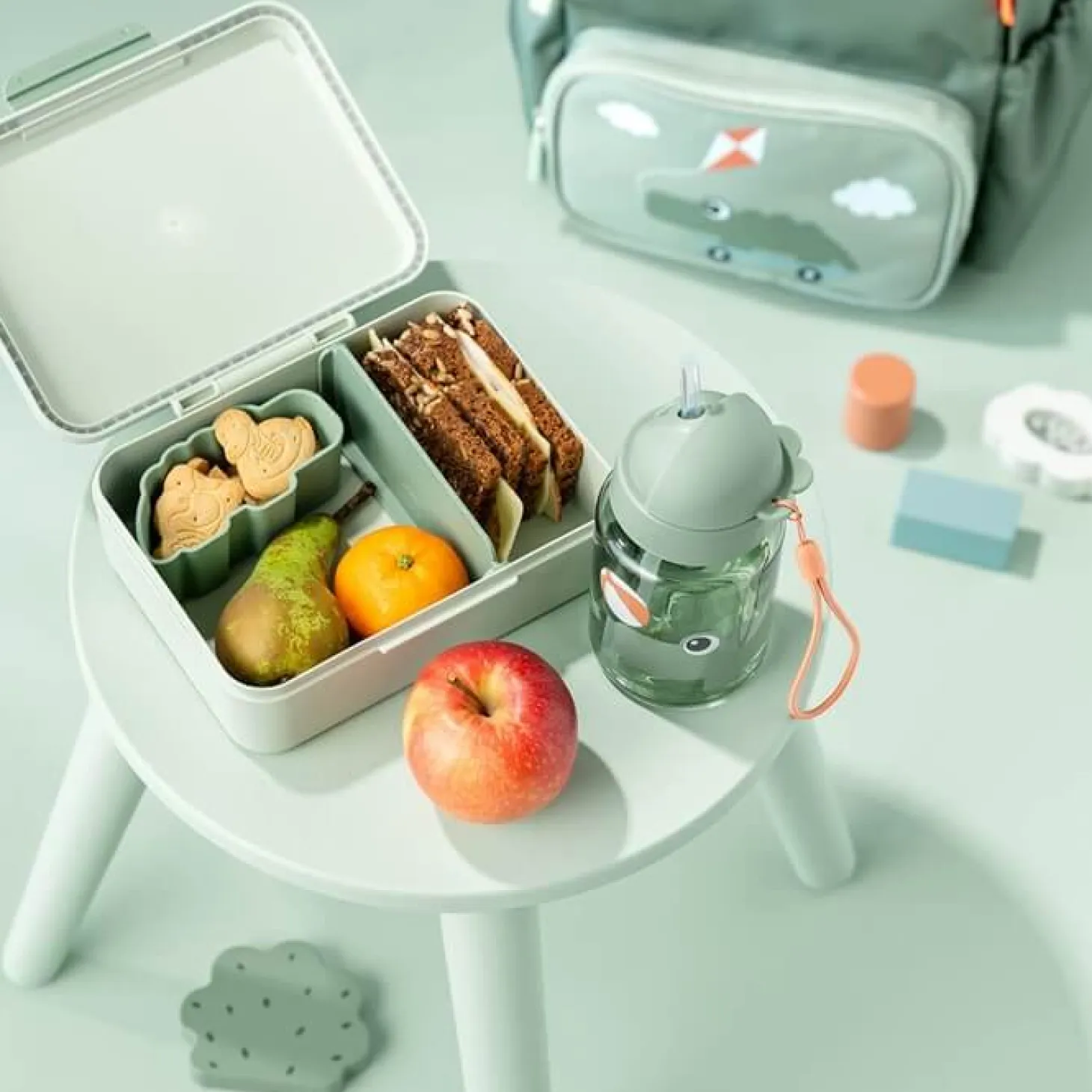 Lunchbox dla dziecka z podziałką Playground Green