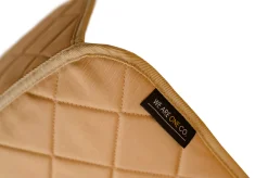Akcesoria Samochodowe|Fotelik Samochodowy - Przydatne | We Are One Co. Mata ochronna pod fotelik samochodowy - Almond Beige
