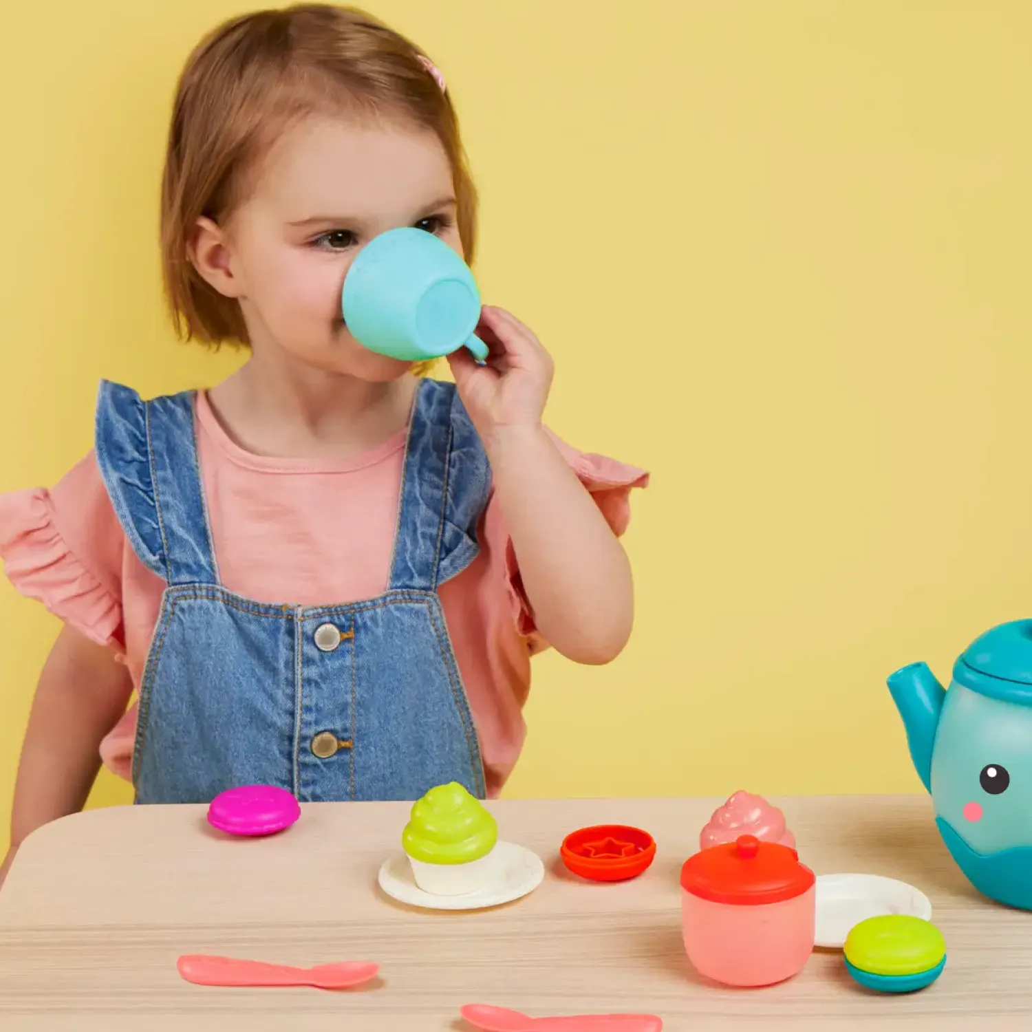2 Lata +|Odgrywanie Ról | B.Toys Musical Tea Party – MUZYCZNY czajnik serwis do herbaty