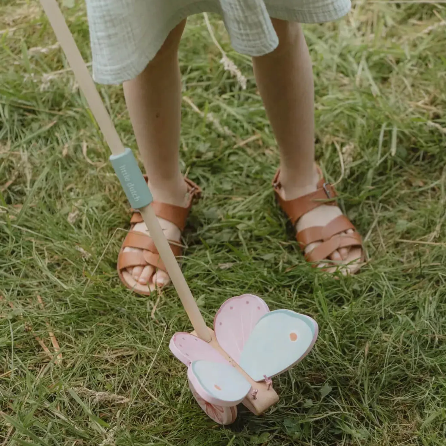 2 Lata +|Aktywizujące | Little Dutch Pchacz na pałąku Fairy Garden FSC