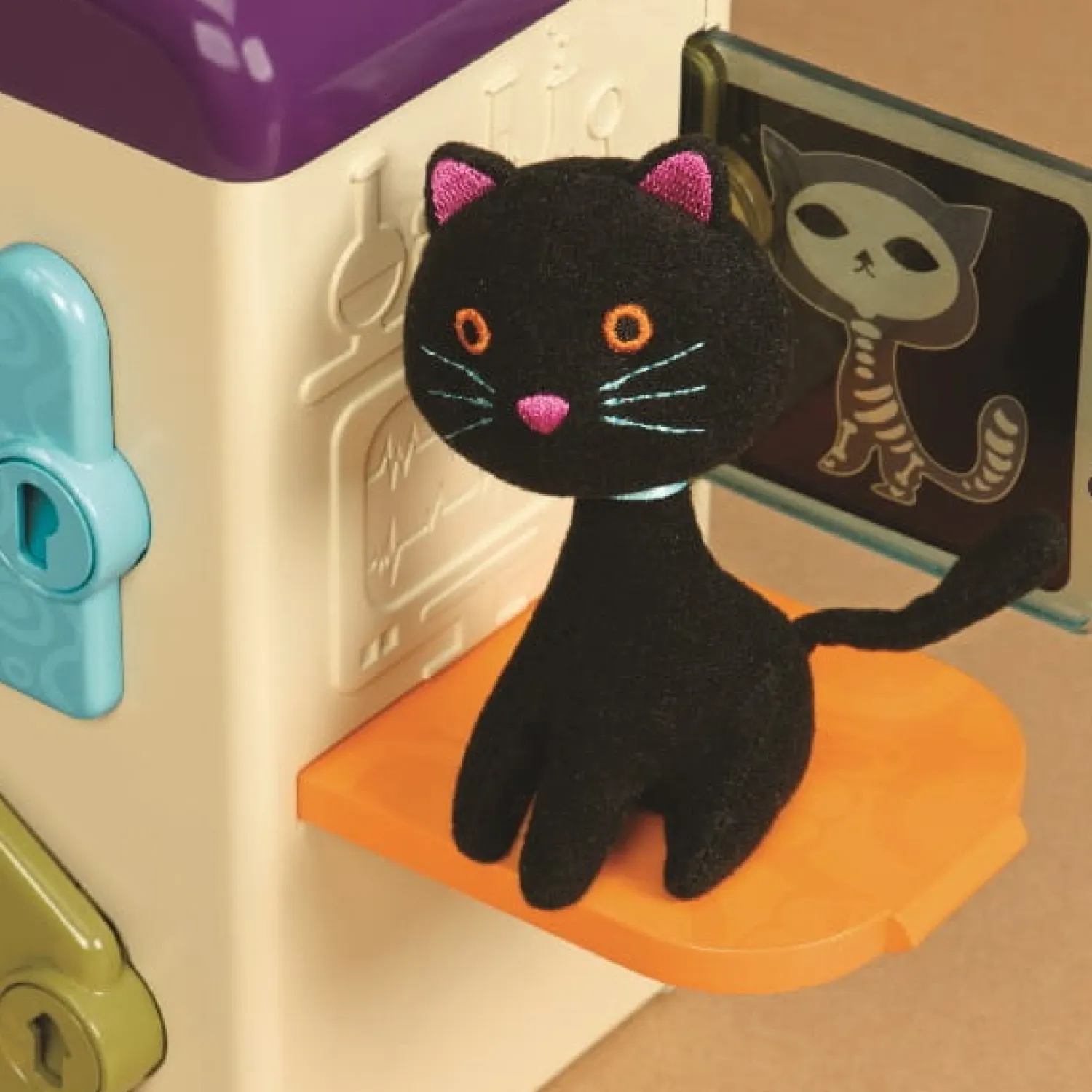 Aktywizujące|3 Lata + | B.Toys Pet Vet – klinika weterynaryjna