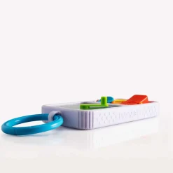 Idealne W Podróży|12M+ | Fat Brain Toys PlayTab Go - Sensoryczne Kwadraty z zawieszką