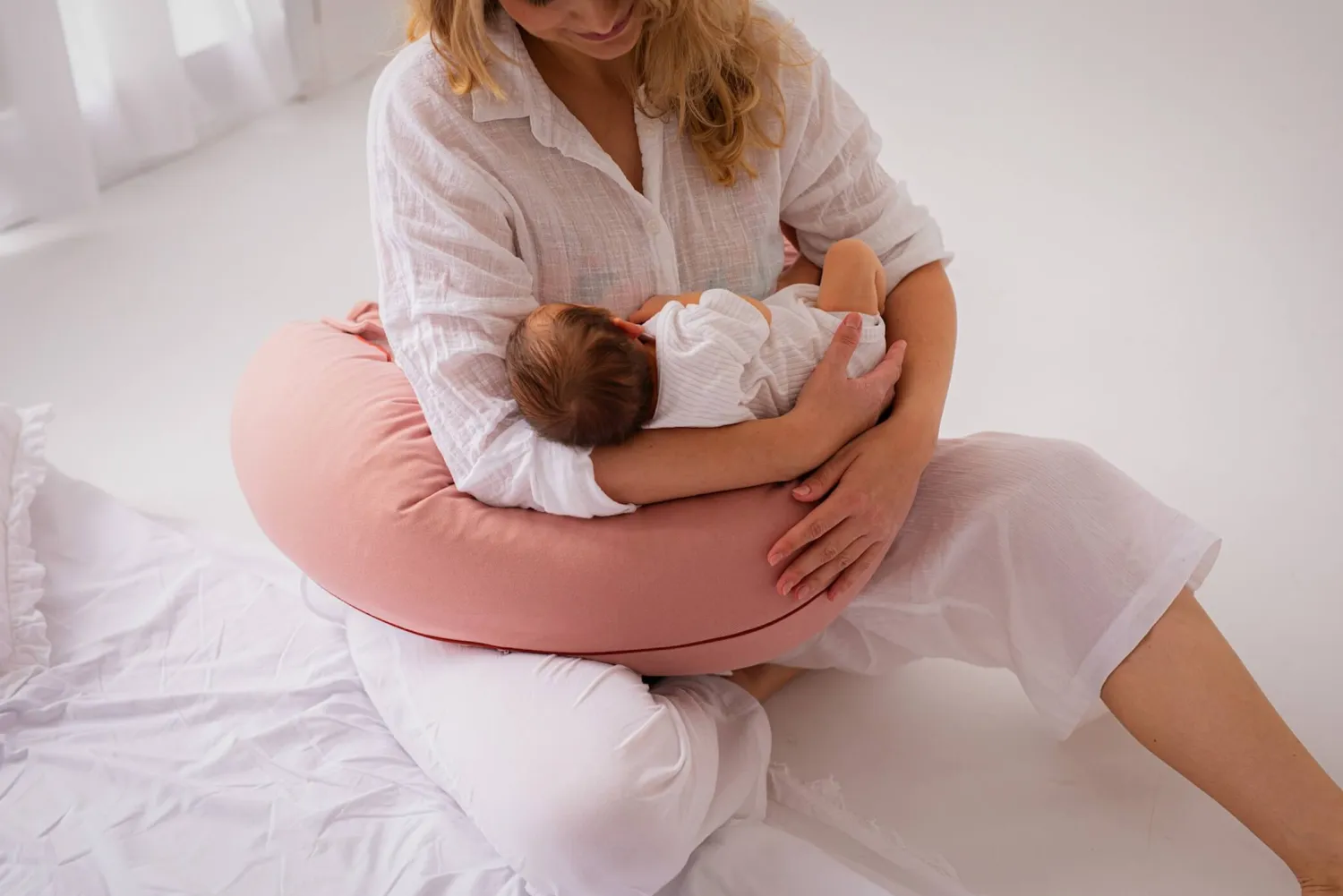 Poduszki Ciążowe|Poduszki Ciążowe | Puuki Poduszka ciążowa uniwersalna NEST - herbaciana róża