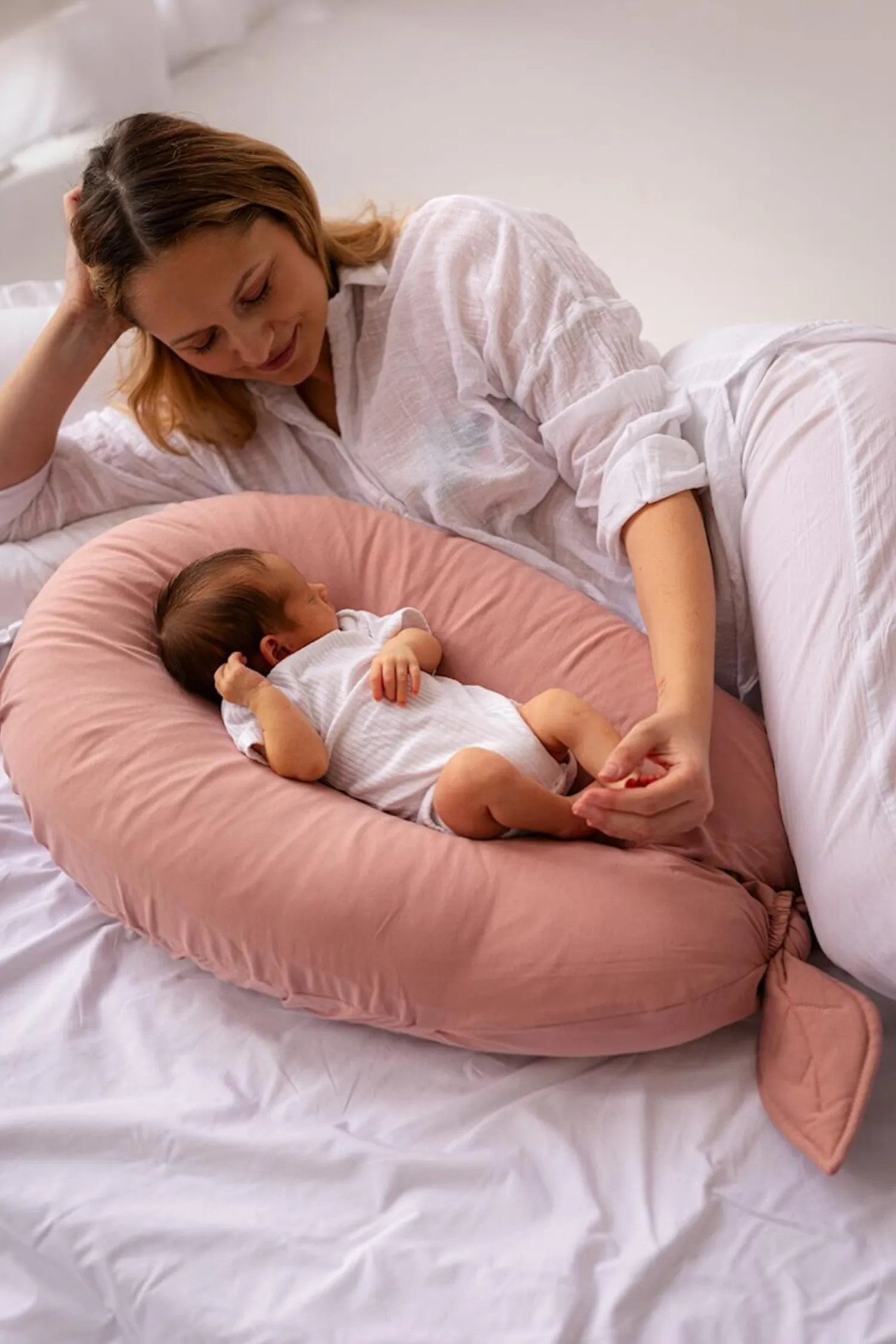 Poduszki Ciążowe|Poduszki Ciążowe | Puuki Poduszka ciążowa uniwersalna NEST - herbaciana róża