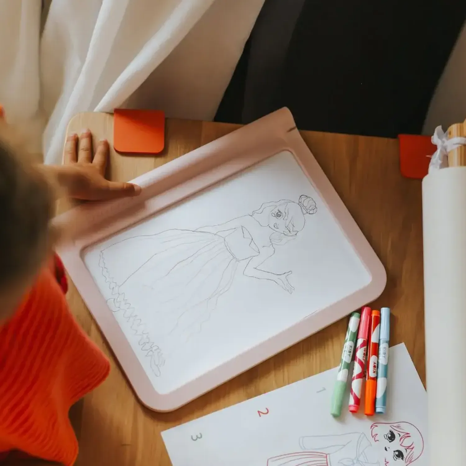 Idealne W Podróży|6 Lat+ | Kidywolf Podświetlany tablet do nauki pisania i rysowania KIDYDRAW-PRO - różowy