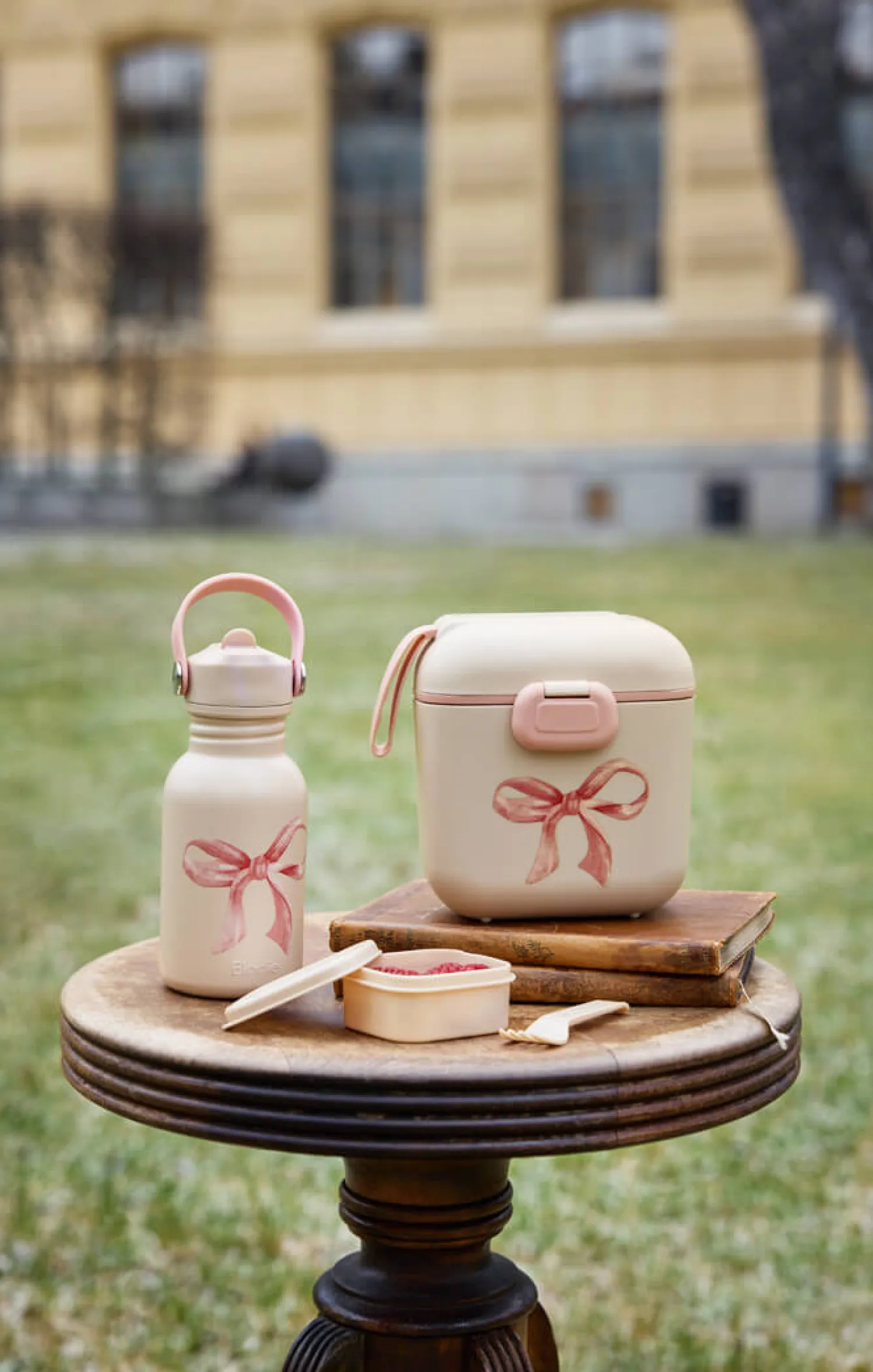 Lunchboxy|Przechowywanie Jedzenia | Elodie Details Pojemnik na drugie śniadanie i przekąski - Rosy Bow
