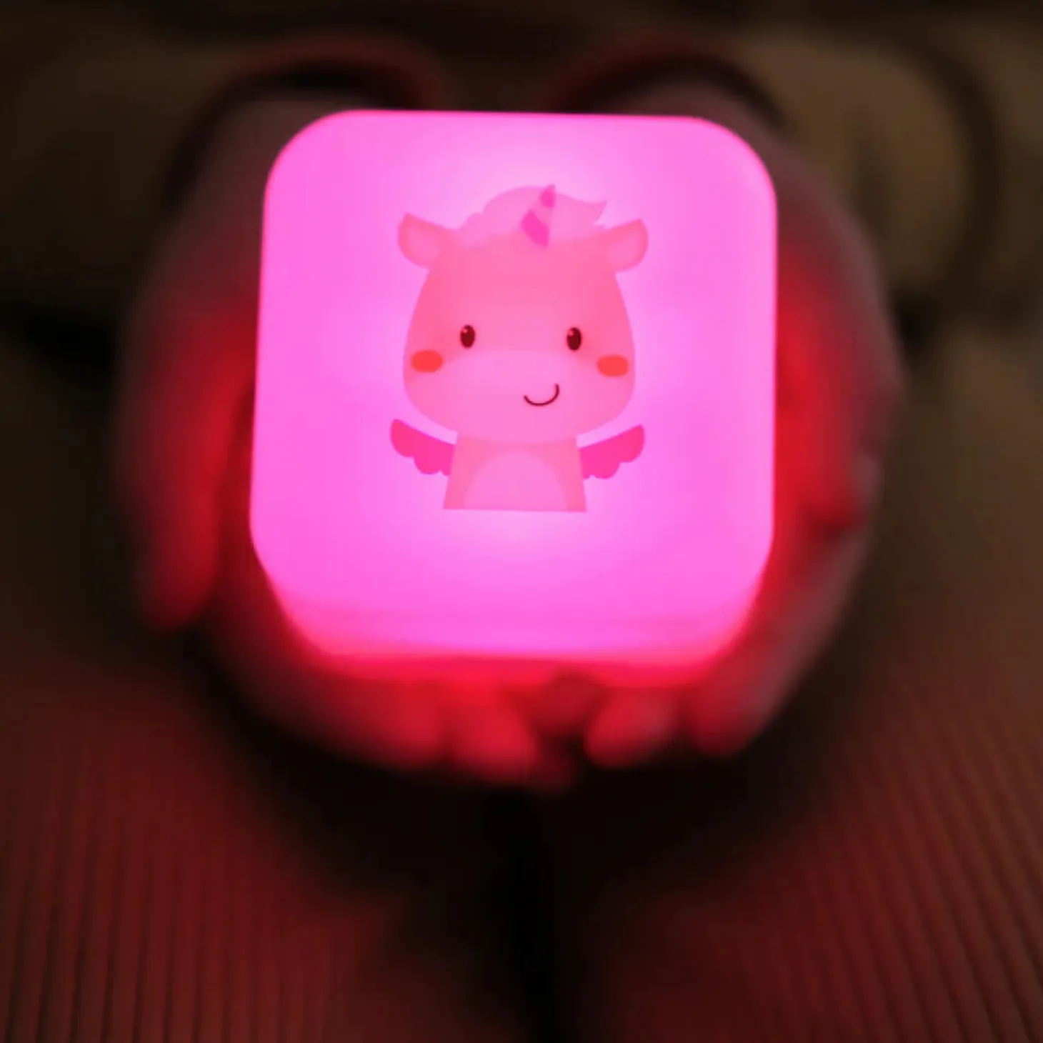 Przenośna lampka nocna świecąca kostka - Jednorożec Lily