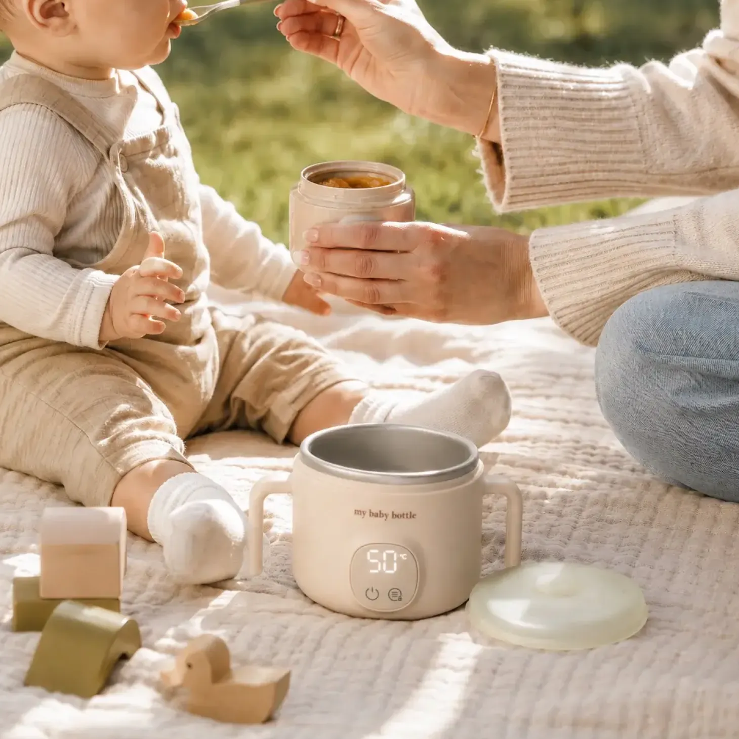 Przenośny podgrzewacz do jedzenia dla dzieci MyBabyBowl - White