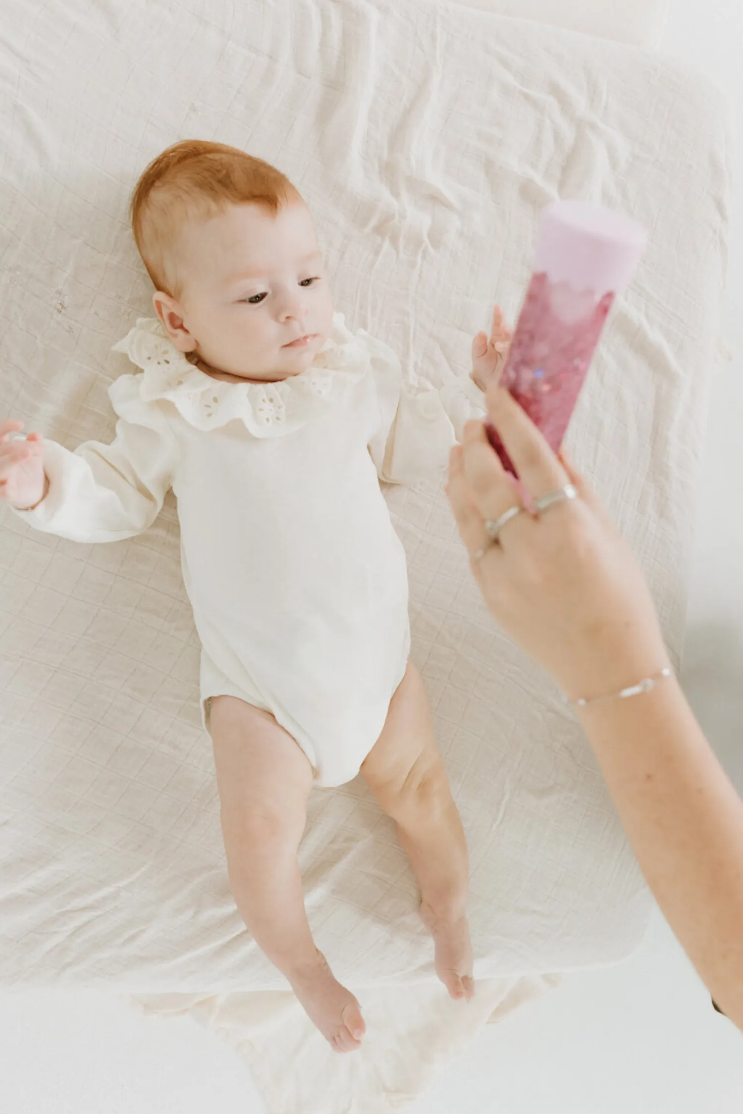 12M+|Aktywizujące | Jellystone Sensoryczna butelka dla niemowląt SOFT PINK