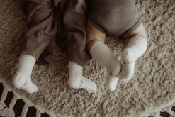 Małe Stópki | KipKep Skarpetki niemowlęce Stay-on-Socks, Off White