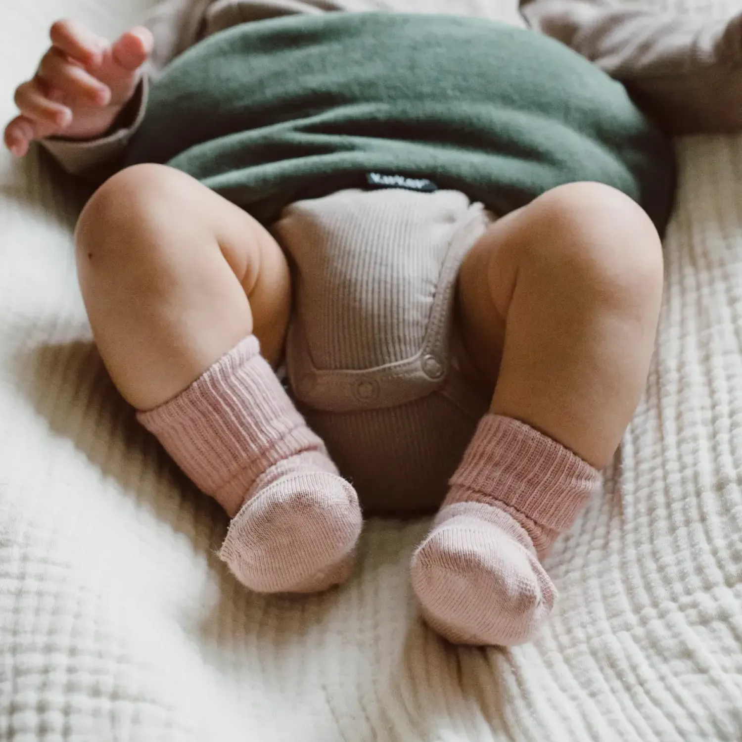 Małe Stópki | KipKep Skarpetki niemowlęce Stay-on-Socks, Mauve
