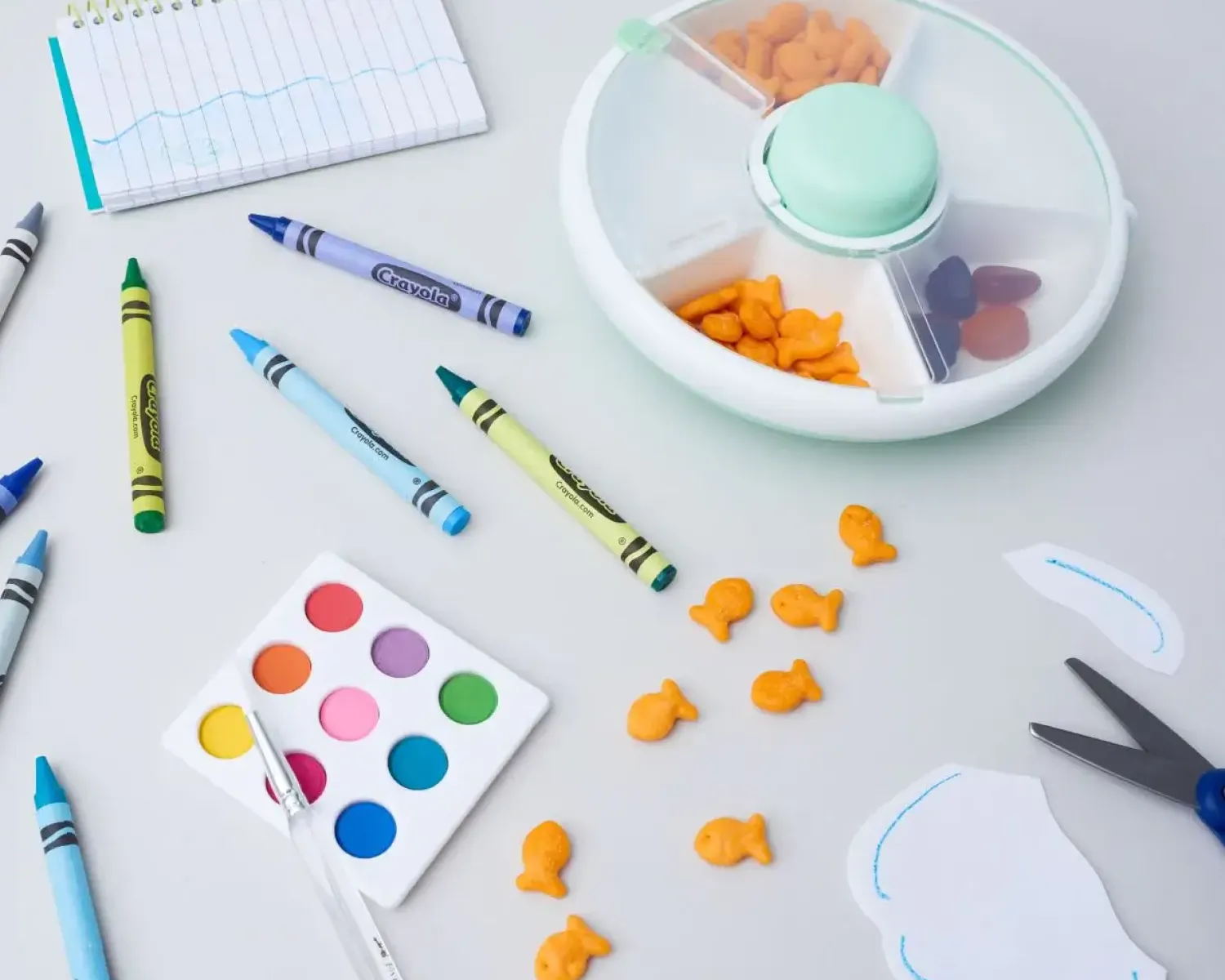 Lunchboxy|Przechowywanie Jedzenia | GOBE SNACK SPINNER pojemnik na przekąski, Mint Green