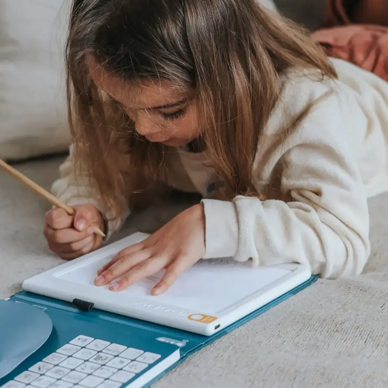 Idealne W Podróży|8 Lat+ | Kidywolf Tablet graficzny z szablonami do rysowania KIDYDRAW-PAD - Animals, 8+