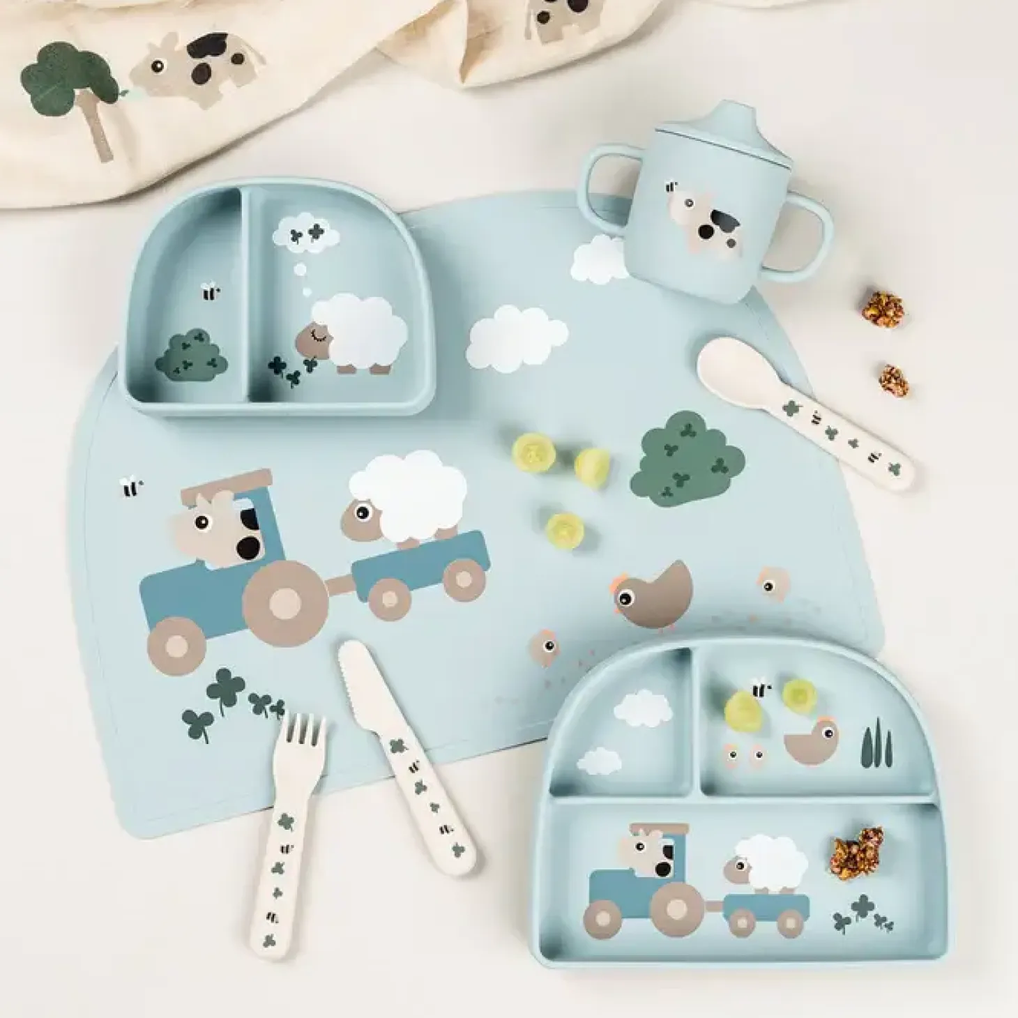 Talerzyk na przekąski z przyssawką Tiny Farm Blue
