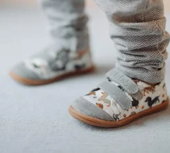 Trampki na plac zabaw, do żłobka, przedszkola - FURRY DOGGY