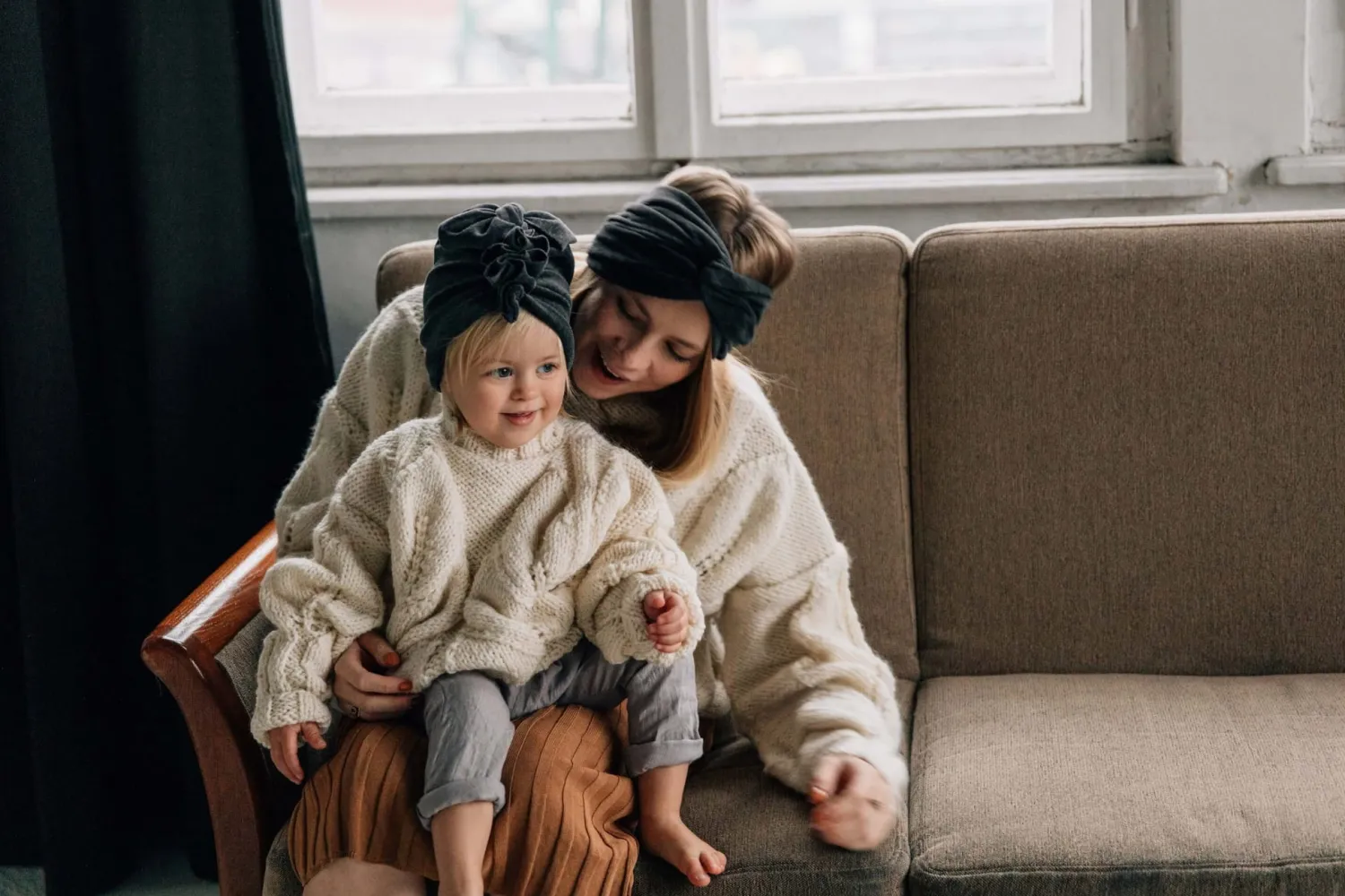 Na Główkę | Looks by LUKS Turban Velvet Dark Grey