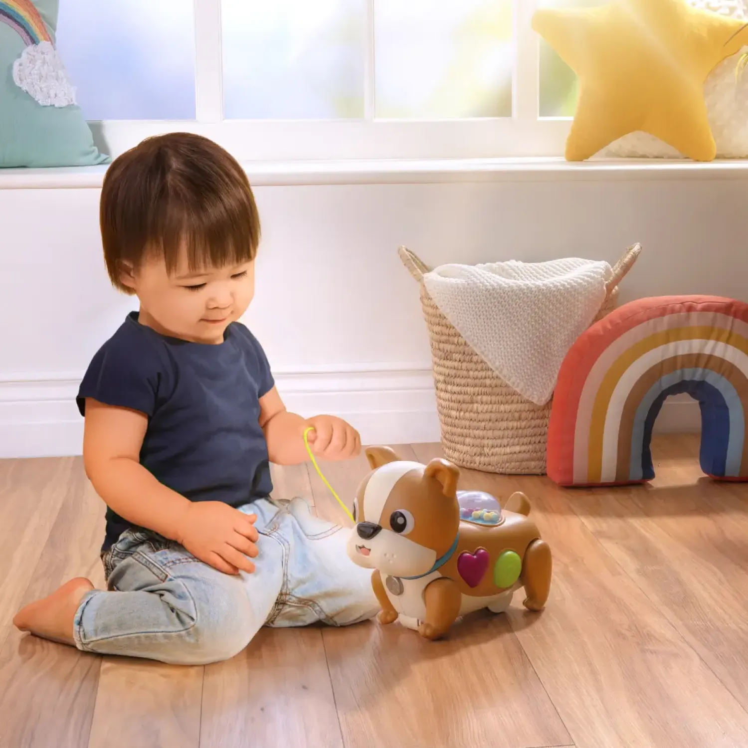 12M+|Aktywizujące | B.Toys Walk Along Puppy – interaktywny piesek z ruchomymi łapkami
