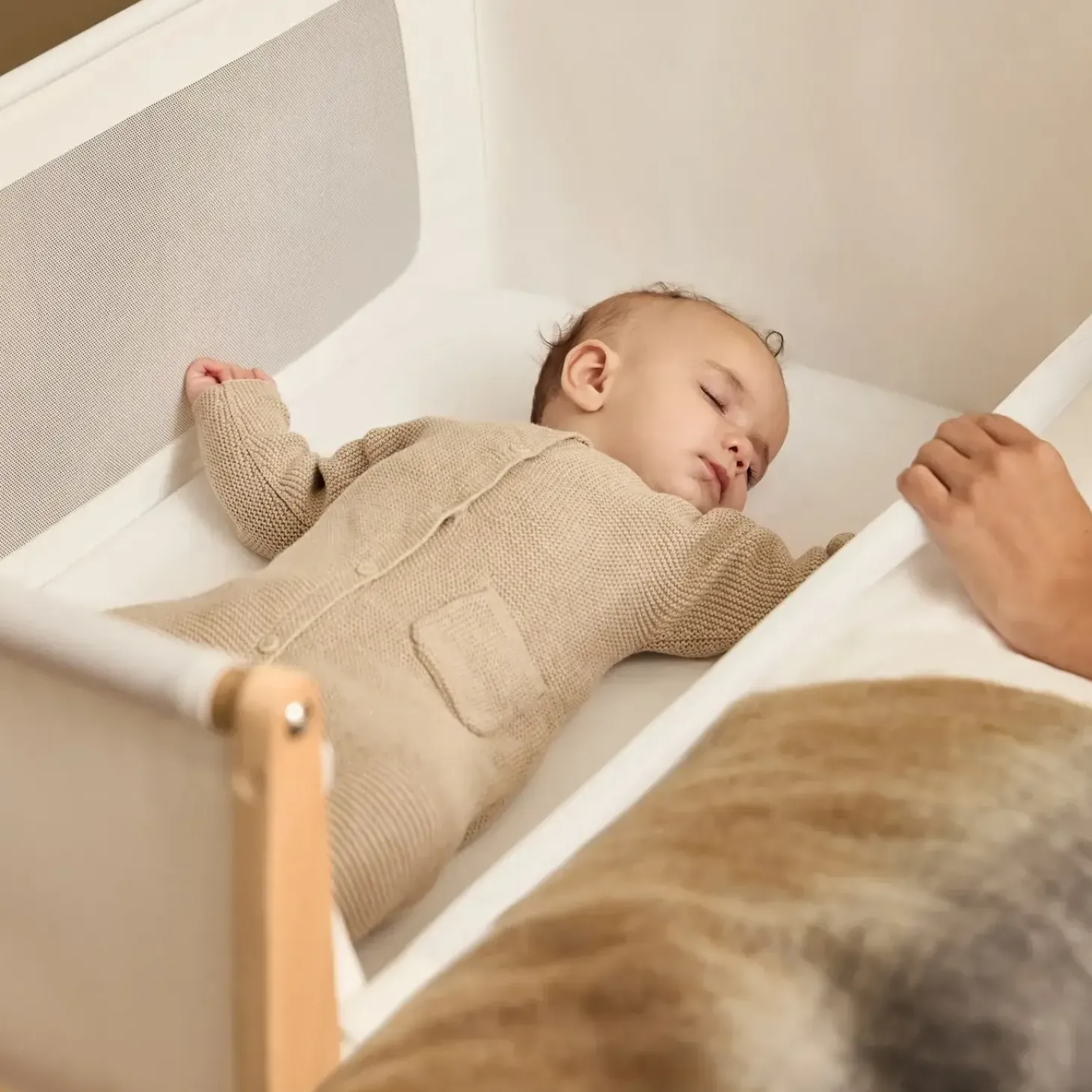 Wielofunkcyjne łóżeczko dostawne SnuzPod5 - natural