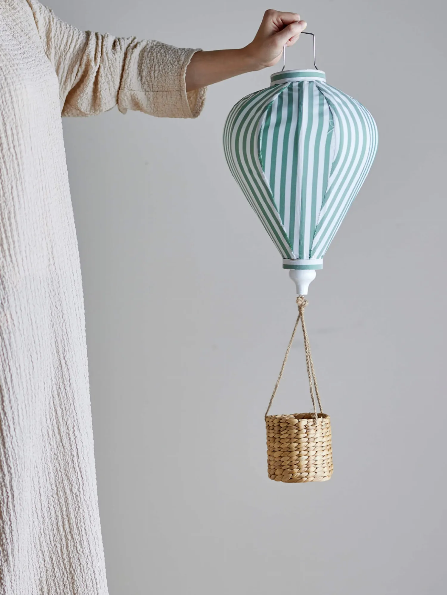 Dekoracje Dziecięce | Bloomingville Mini Wiszący balon Pomp - Green